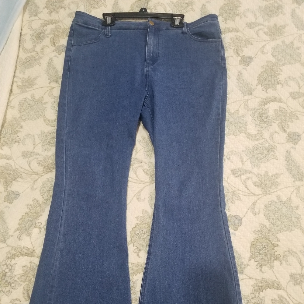 Womens bellbottom jeans
